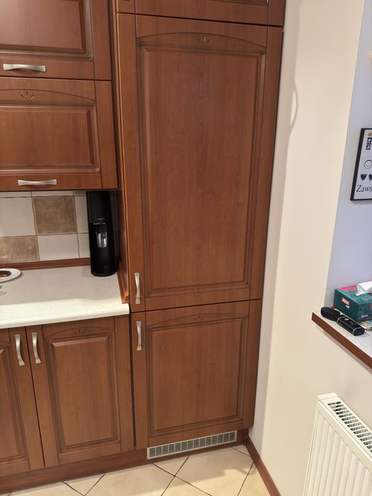 Lodówka -  zabudowa Ariston - BCB312 AAI