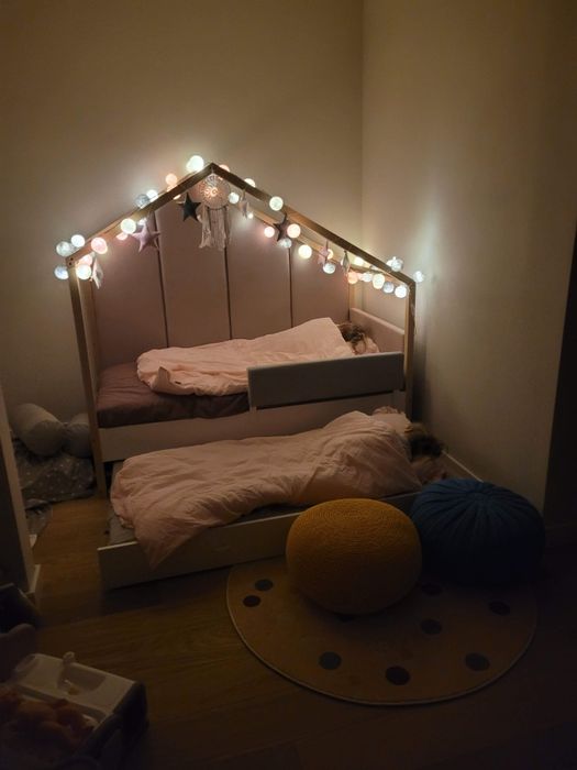 Sprzedam łóżko domek