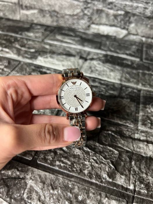 Брендовий жіночий годинник Emporio Armani подарунок класичний