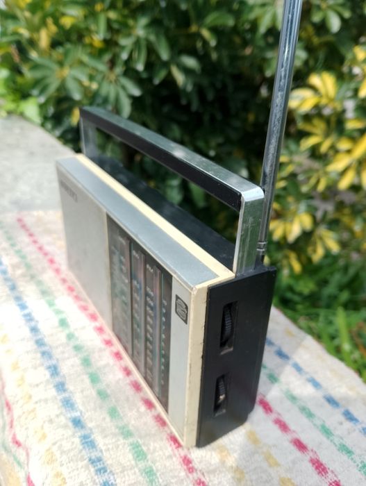 Radio portátil, bom estado