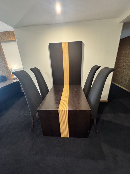 Sala  completa.