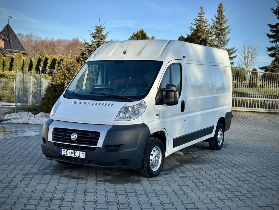 Wypożyczalnia samochodów dostawczych * Wynajem Busa