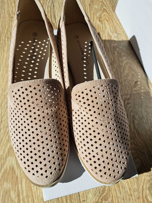 Buty damskie wygodne  rozmiar 39