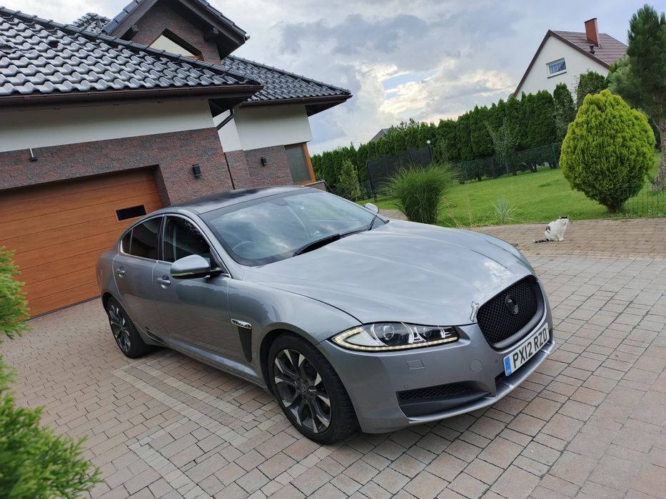 Jaguar XF