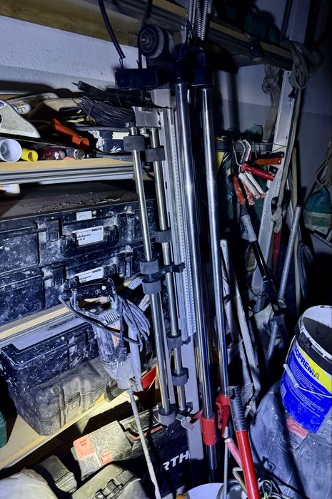 Recheio de ferramentas e máquinas de construção civil (ler anuncio)