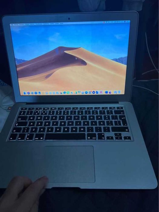 MacBook Air 2019 13.3' NOVO