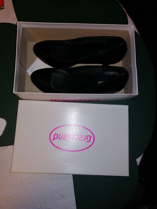 Śliczne szpilki damskie Graceland.