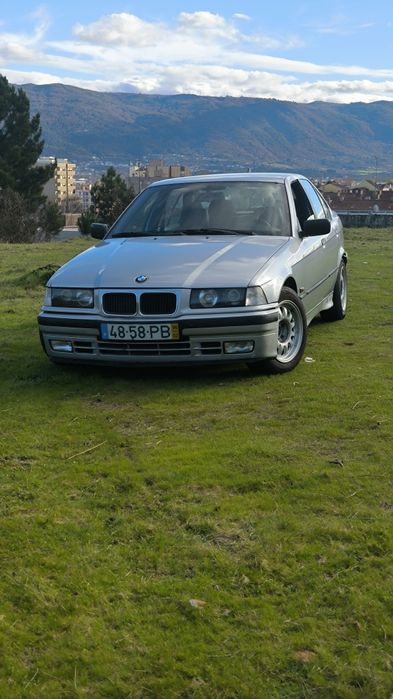 BMW 325td E36 DOC em dia