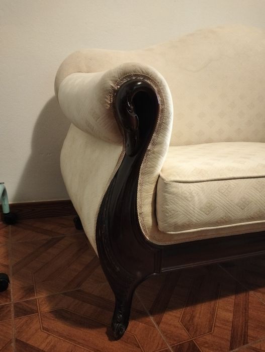 Sofá Canapé Clássico