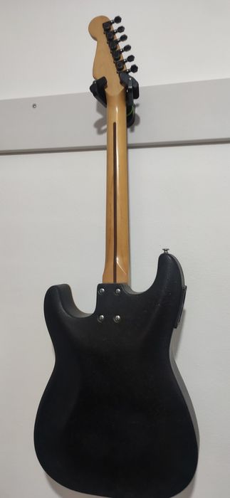 Telecaster custom, Fender stratacoustic