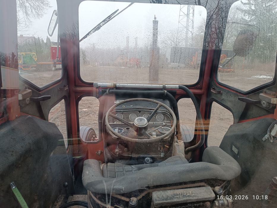 International 844