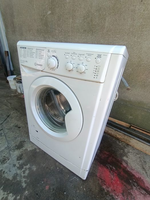 Стиралка Indesit 6кг
