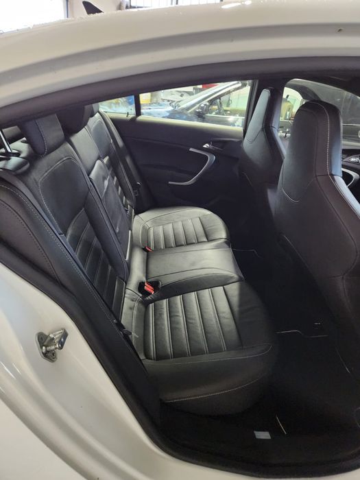 OPC, OPEL INSIGNIA 2.8 V6 TURBO MANUAL 325 CV COMO Novo