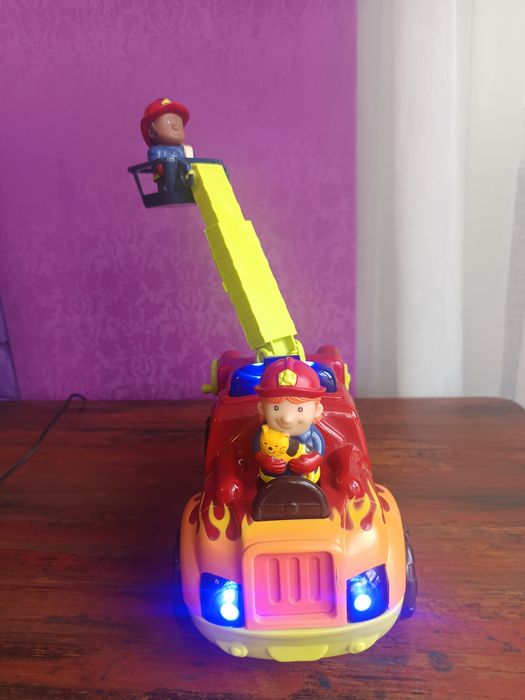 Пожарная машина Battat, световые, звуковые эффекты