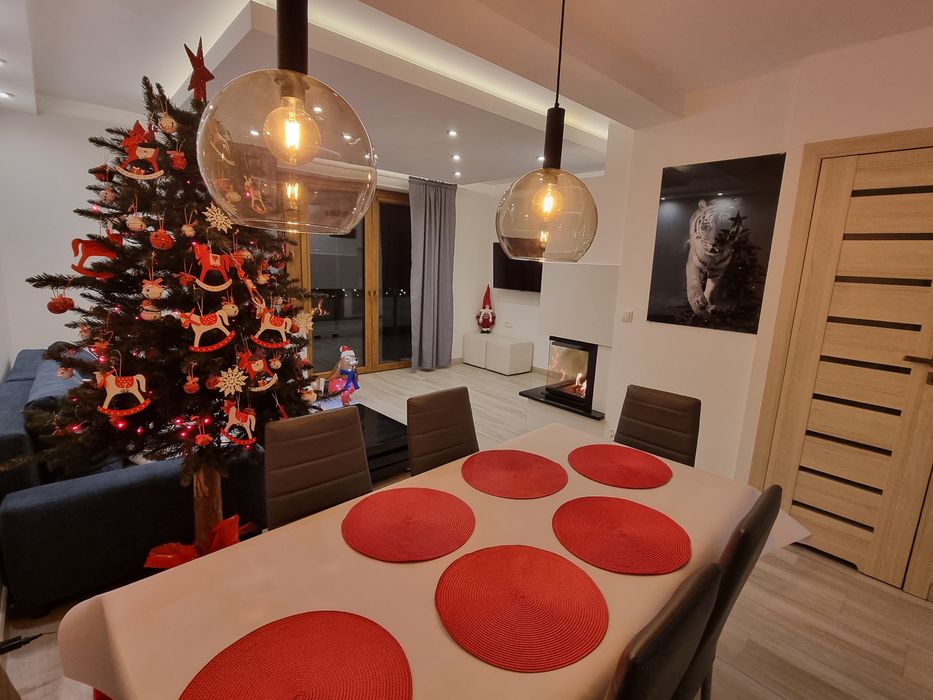 DOMEK Z POMOSTEM Frydman  domek z  kominkiem noclegi  w górach ferie