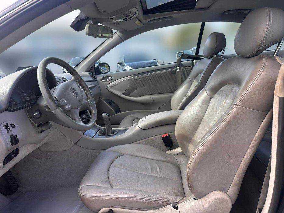 MERCEDES-BENZ (W209) CLK 200 Kompressor Avantgarde de 2002 Salvado