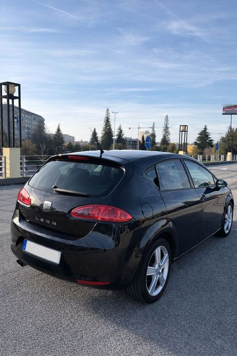 SEAT Leon 2.0 TDI 140cv • Versão Sport Up • Muito Estimado