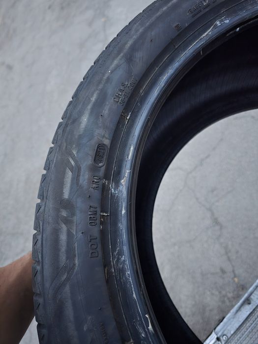 305/40R20 Bridgestone Alenza 001