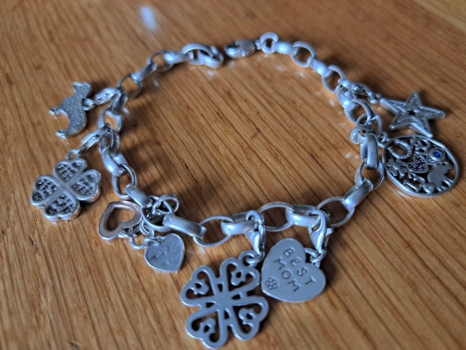 Srebrna bransoletka Thomas Sabo z przywieszkami