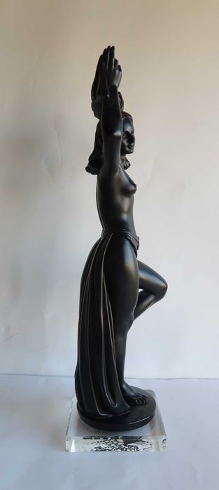 Grande Escultura Art Deco - 50 cm
