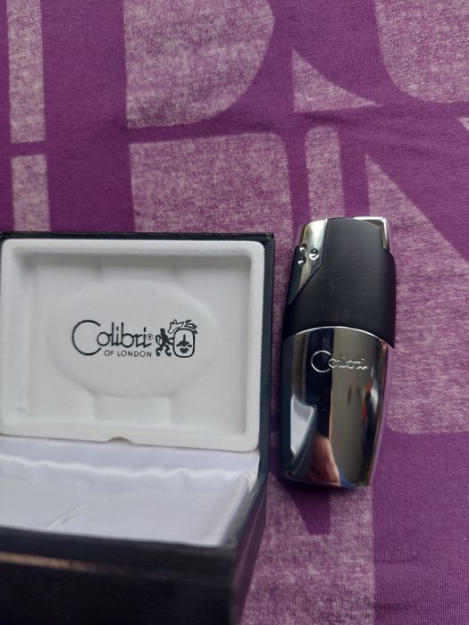 Зажигалка Colibri