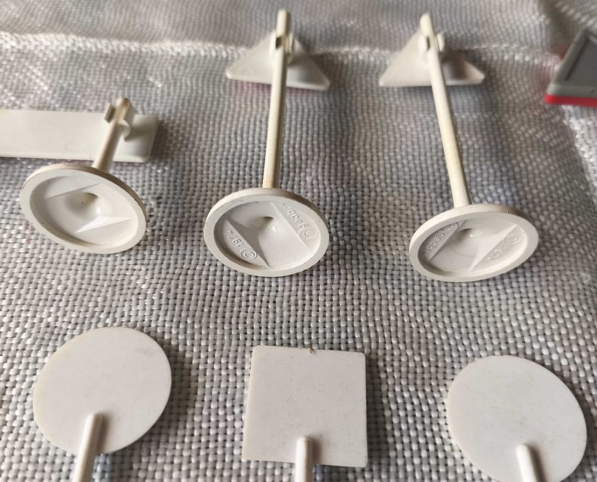 Lote de sinais de transito (algumas da Geobra 1974 antigo Playmobil)