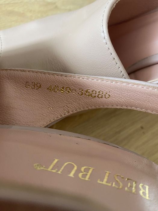 Buty damskie rozmiar 39