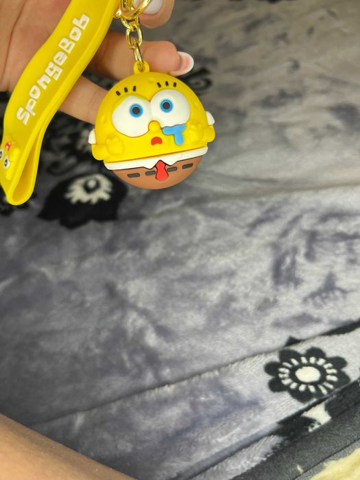 Breloczek SpongeBob w kształcie kuli