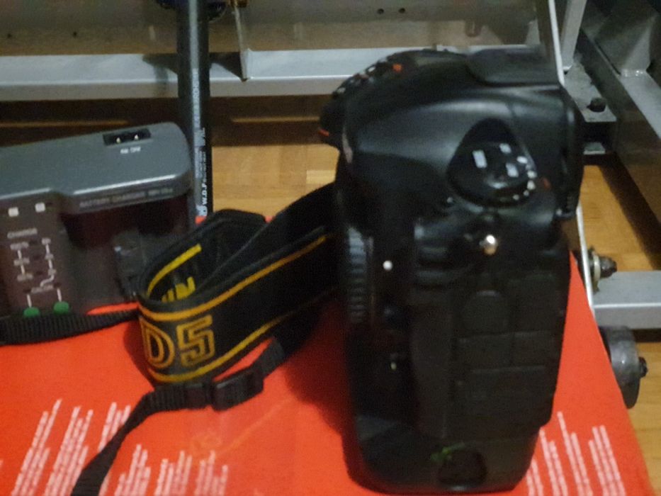 Nikon D5 przebieg 28 tys