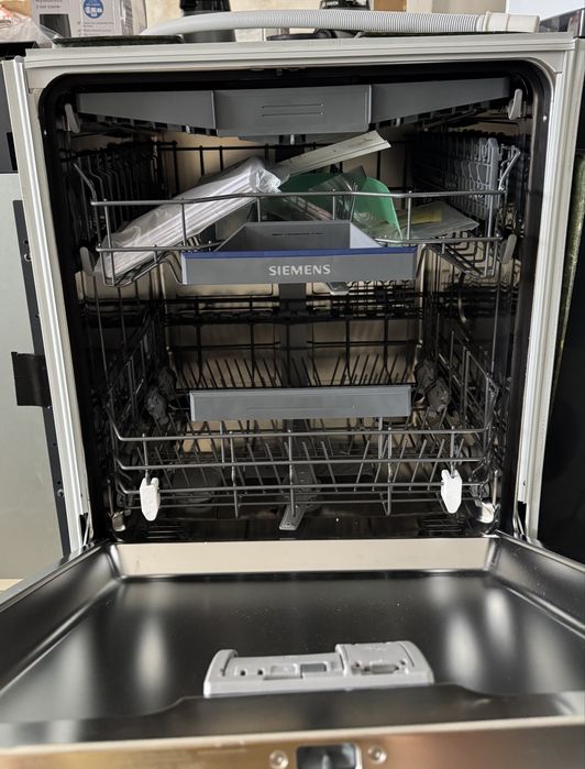 Máquina de Lavar Loiça Encastre SIEMENS SN73EX22CE (14 Conjuntos
