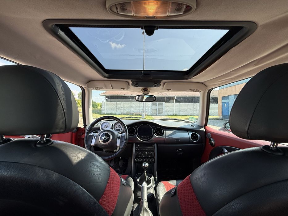 MINI Cooper 2003