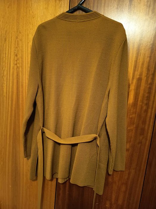 Casaco de malha Naulover - em ótimo estado