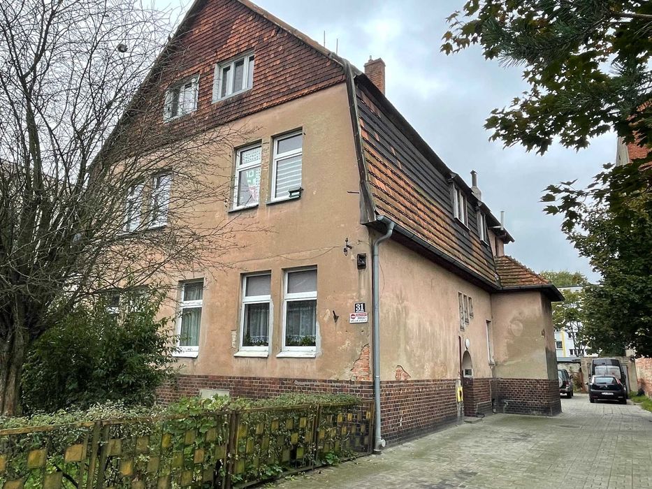 Syndyk sprzeda 1/8 udziału w lokalu mieszkalnym.
