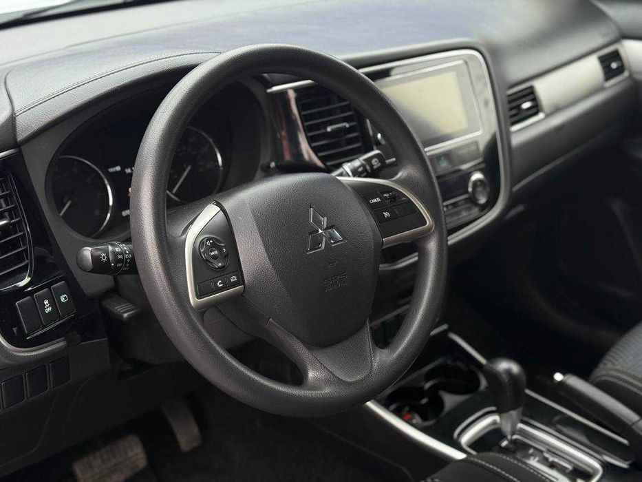 Mitsubishi Outlander 2017, 2.4 бензин, автомат