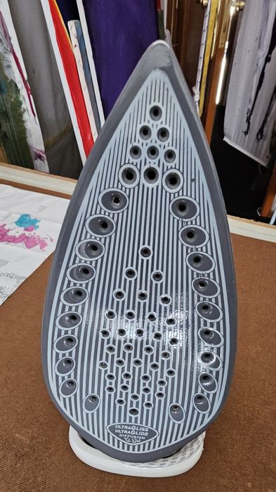 Ferro Engomar Tefal + Tábua para engomar