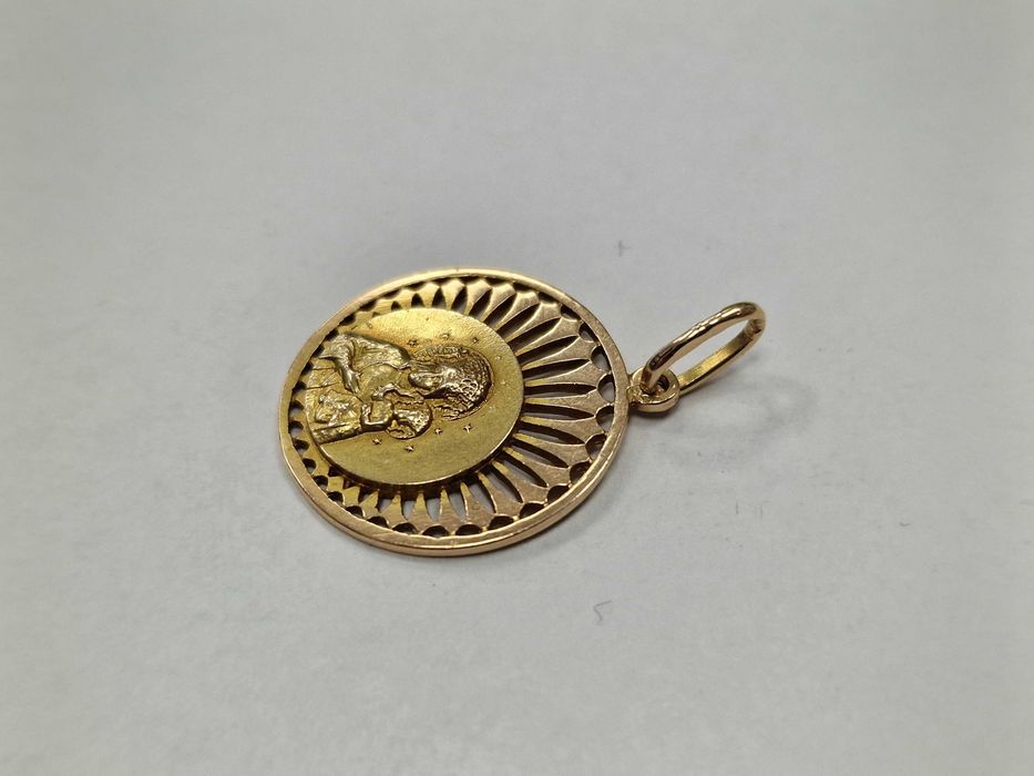 WARMET! Złoty medalik / wisiorek/ Maryjka/ 585/ 4.57 gram/ 1963-86