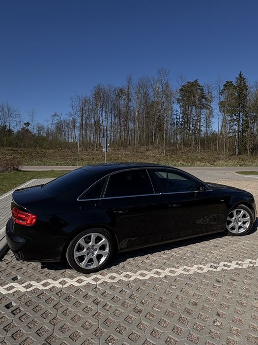 Audi a4 b8 s line