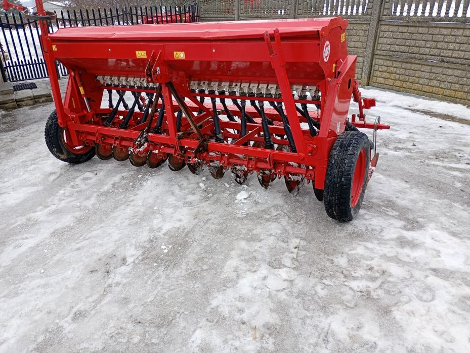 Siewnik talerzowy Unia 3m Poznaniak Amazone Kuhn Lemken