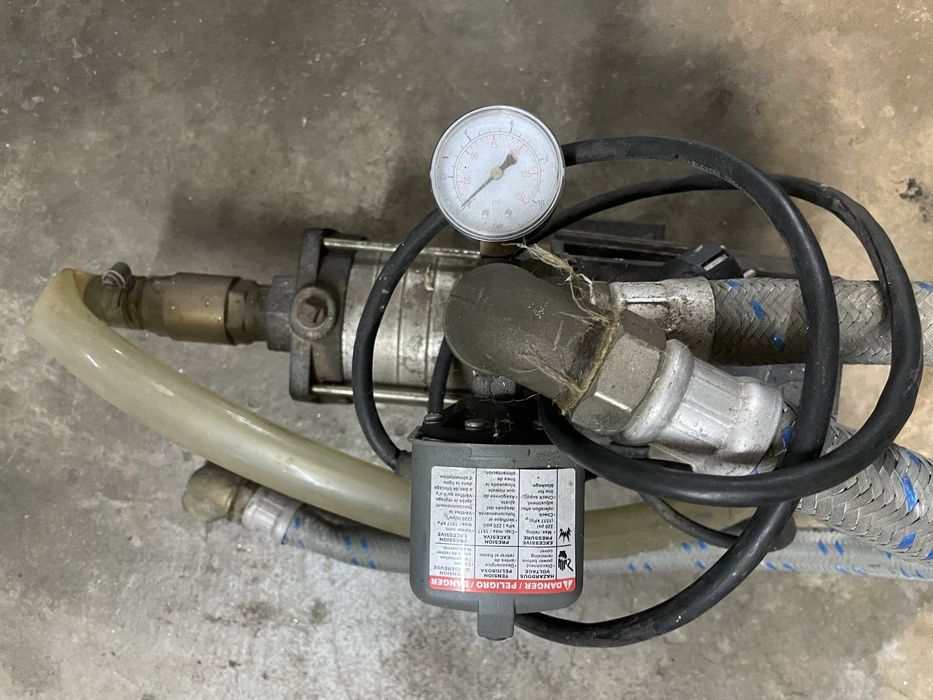 Bomba Hidropressora Grundfos