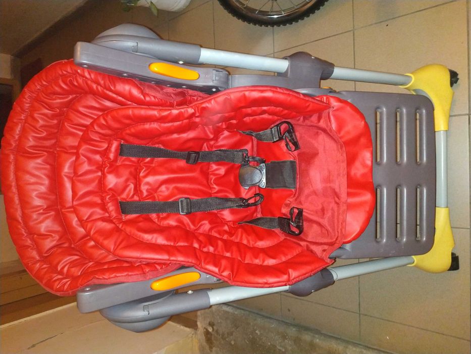 Стульчик для кормления Chicco Polly