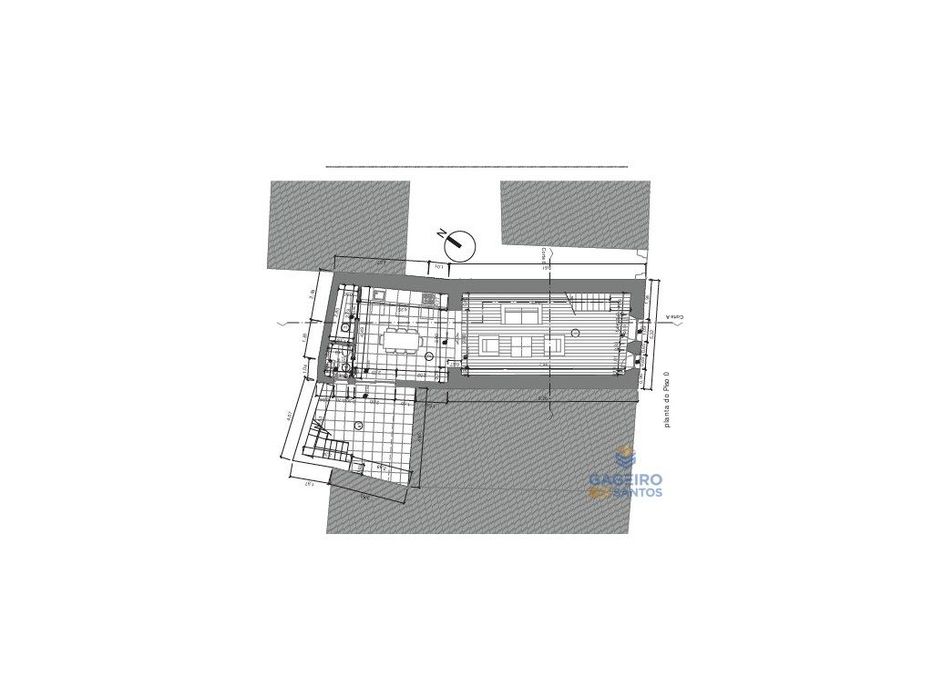 Casa Antiga para Recuperar (Com Projeto Aprovado T1)