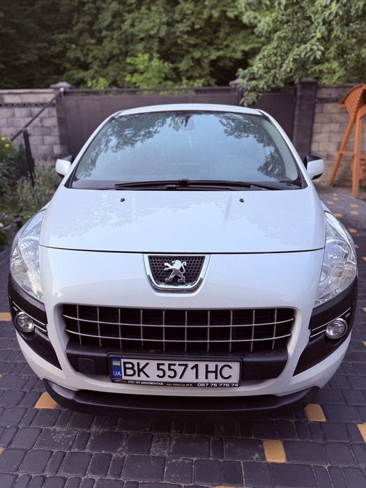 Продам Пежо 3008