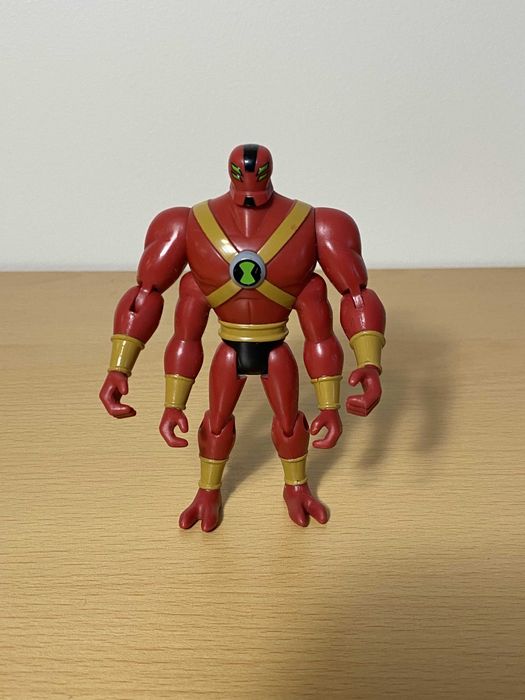 2011 Ben 10 Ultimate Alien Four Arms V2 Bandai