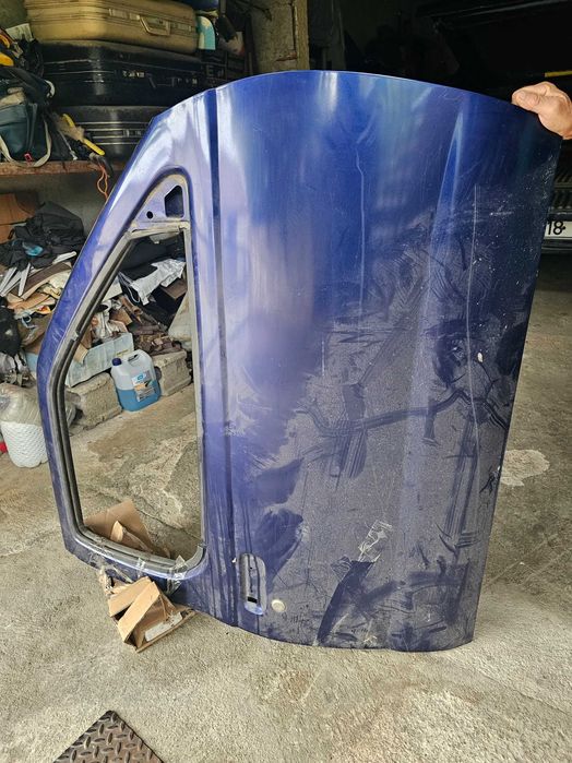 Porta direita nissan navara 2.5 2010