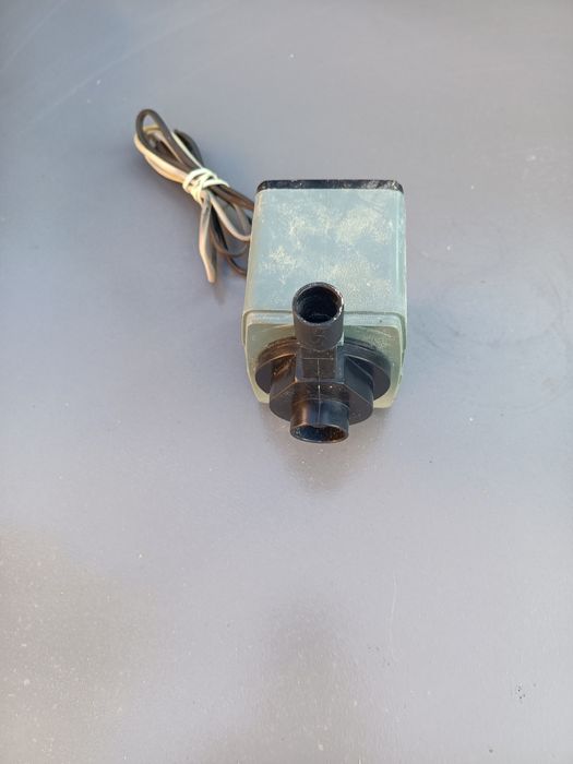 Pompka do akwarium Jeneca HM 5063