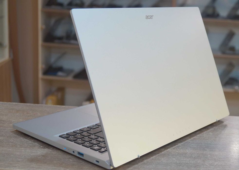 ГАРАНТІЯ Acer (FullHD IPS/AMD Ryzen 5 7520U/RAM 8ГБ DDR5/SSD 512ГБ)TVOYO