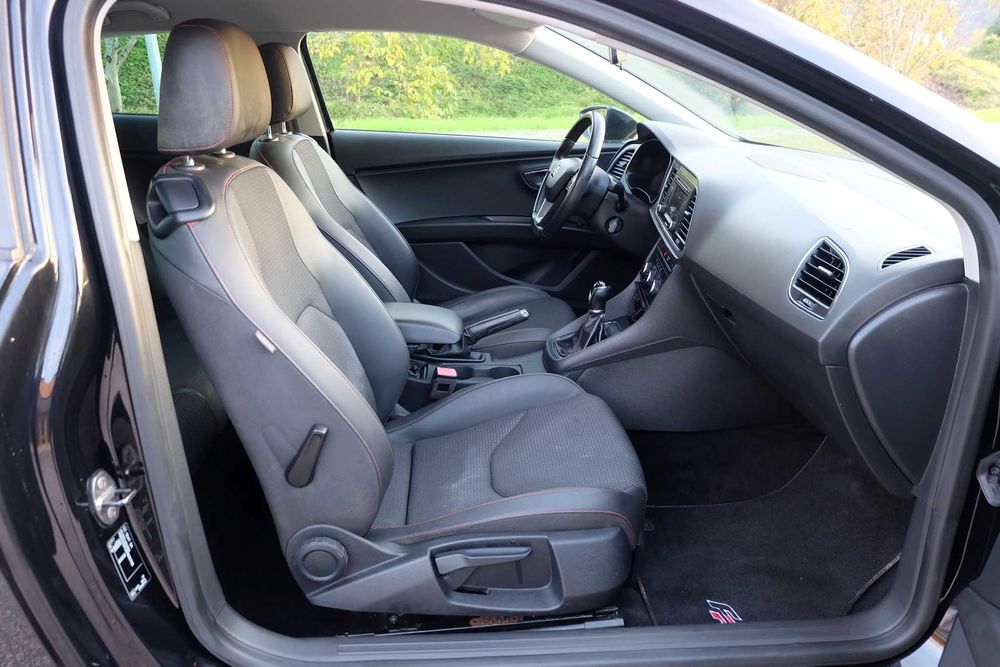 Seat Leon SC FR 2.0 TDI 150cv de 2013 com apenas 146 mil KM