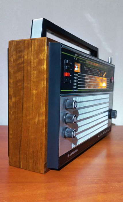 Радиоприёмник Океан 209 , Bluetooth, FM, светодиодная подсветка.