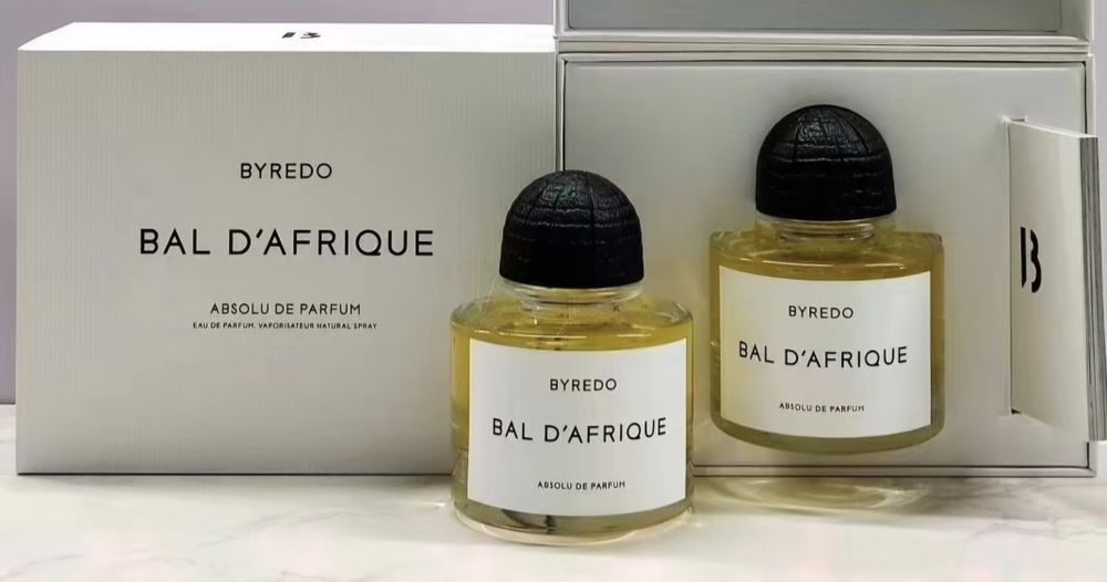 Bal d'Afrique Absolu Byredo 100 ml
Оригінальний нішевий аромат 
Тип аромату: деревинні

Початкова нота: бергамот, лимон, чорна смородина;
Нота серця: