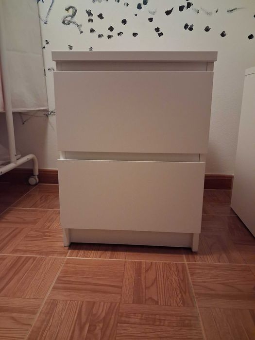 Vendo cómoda branca